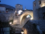 Bośnia i Hercegowina - Mostar - widok na most nocą